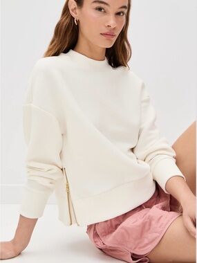 Varley Women’s Cream Side-Zip Addelyn Sweatshirt Size Medium